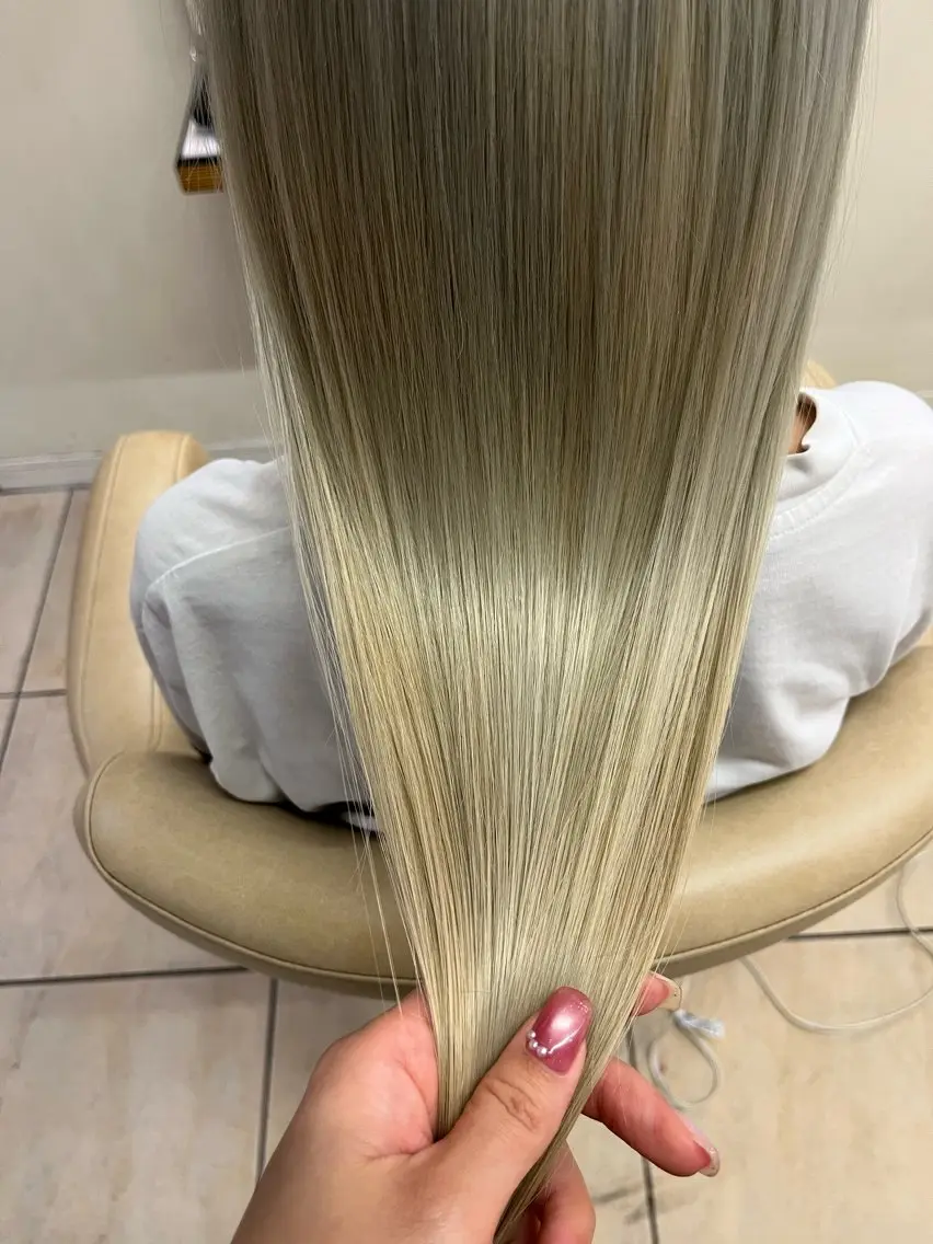 ロング ヘアカラー 松浦 彩のヘアスタイル