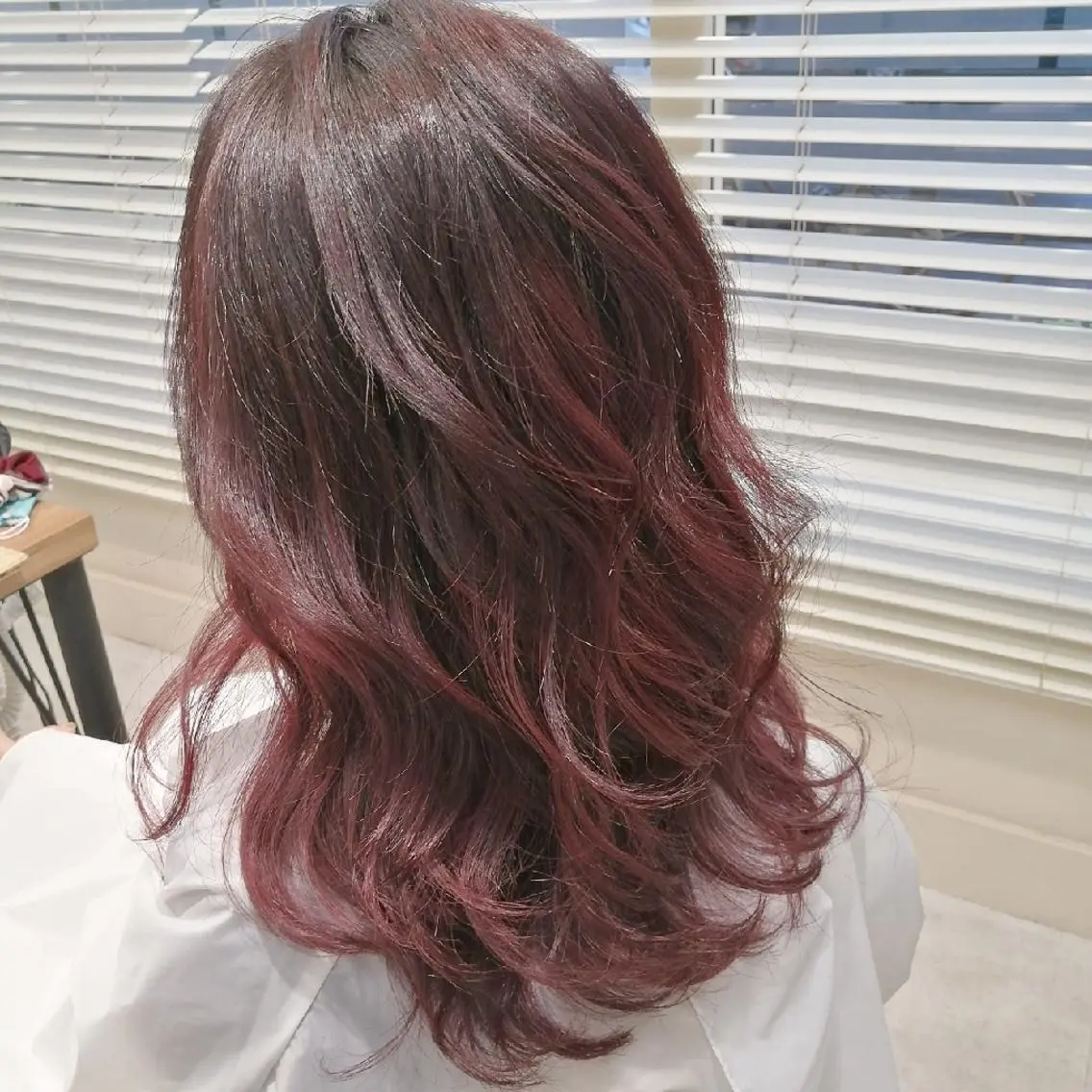 ロング カラー バレイヤージュ ピンクカラー ローズカラー レイヤーカット hase _のヘアスタイル