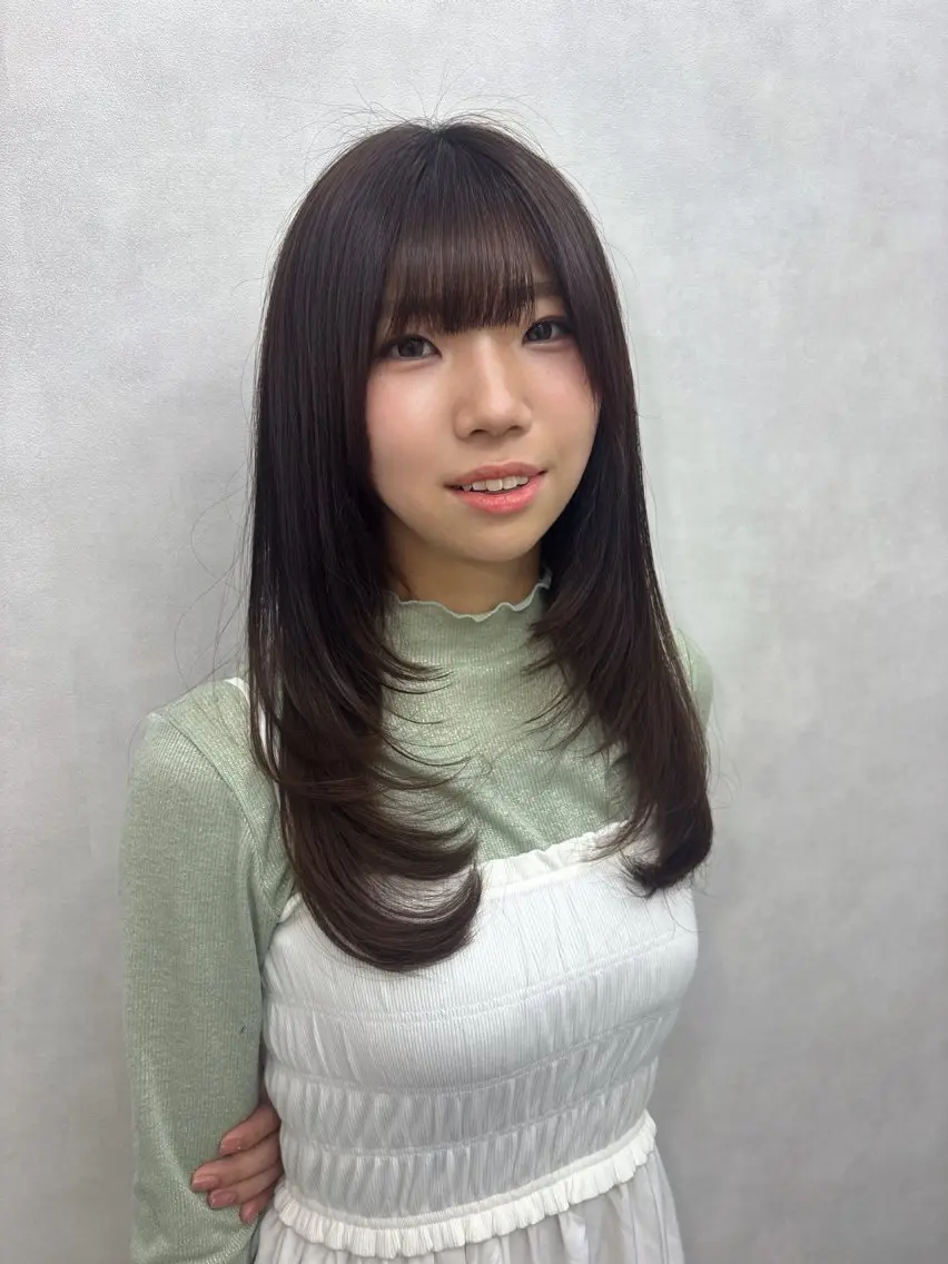 ロング 🩵HIYORI /栄/レイヤーカットのヘアスタイル