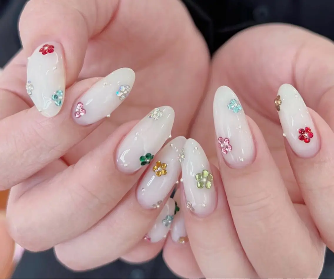 ネイル ハンドネイル Pure&Rich Nailのネイルデザイン
