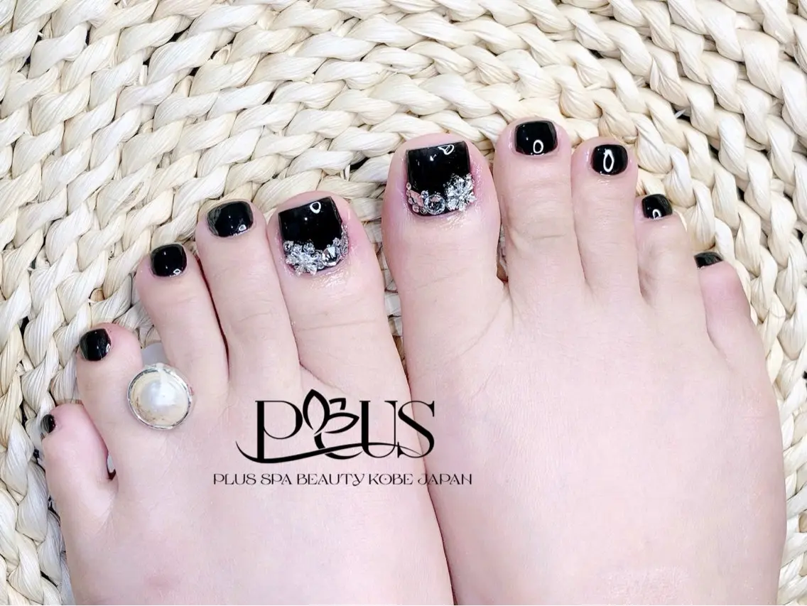 【FOOT】親指2本・アート・パーツ付け放題 　¥4600の写真