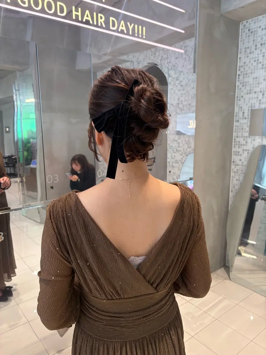 ロング ヘアアレンジ ヘアセット 透明感カラー🫧 nanohaのヘアスタイル
