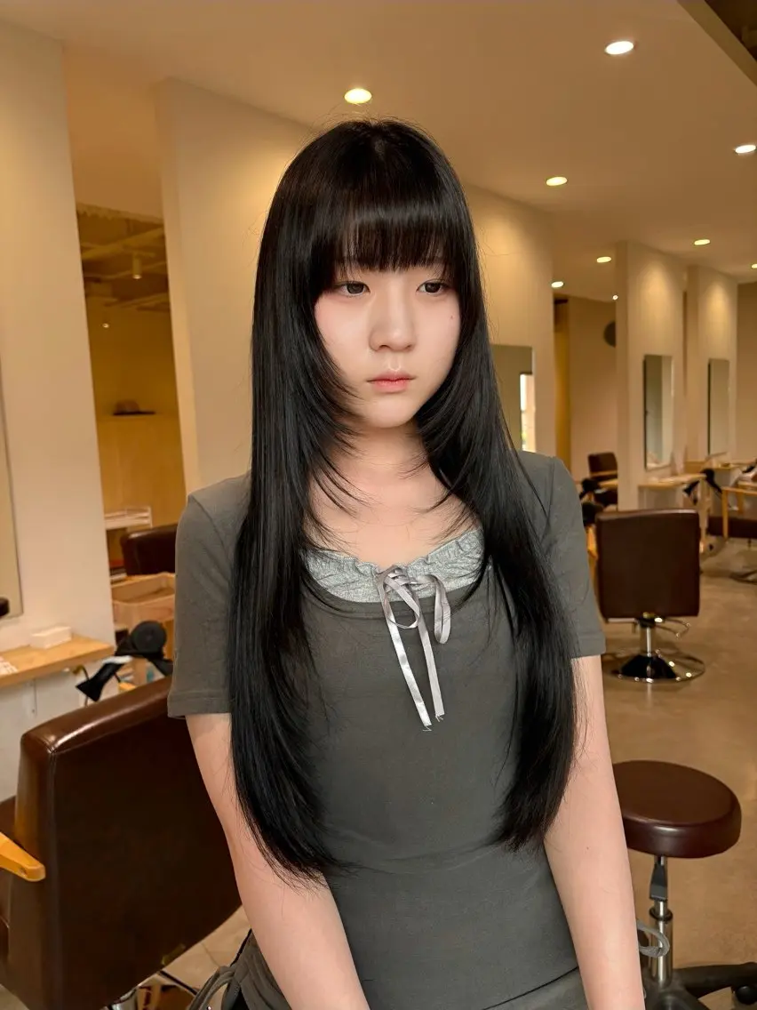 ロング カラー 髪質改善 レイヤーカット 🌼あんなtrend color🌼のヘアスタイル