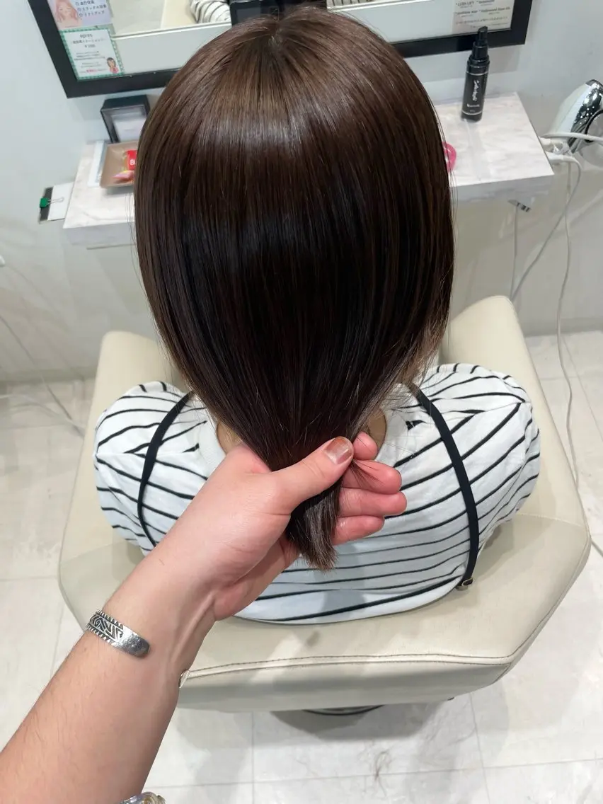 ミディアム カラー アッシュ アッシュブラウン ブラウンカラー k-twoたき✨艶感 カラー/美髪矯正のヘアスタイル