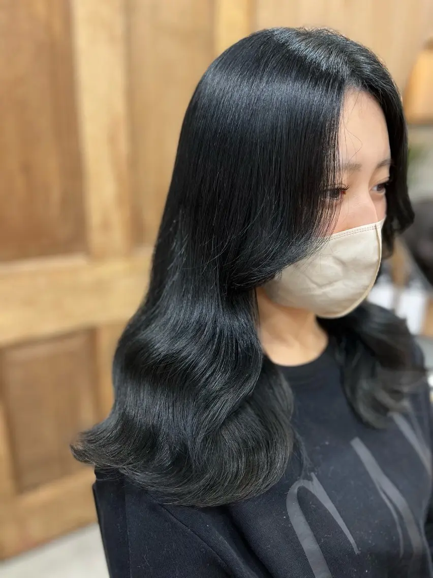 ミディアム カラー ブルーカラー ブルージュ ヘアカラー 髪質改善/艶髪🫧 ｼｽﾞｸ🦥🌿のヘアスタイル