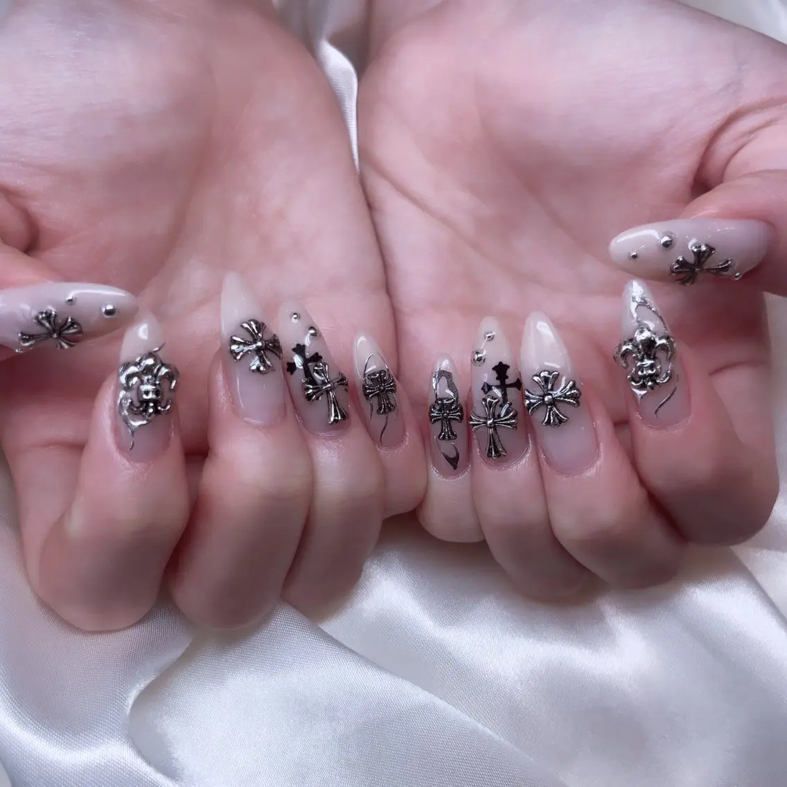 ネイル noix nail &eyeのネイルデザイン
