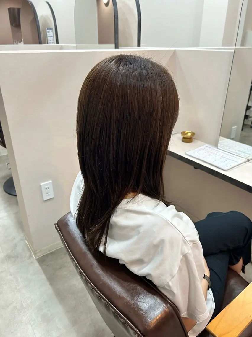 ミディアム 阿部 彩音のヘアスタイル