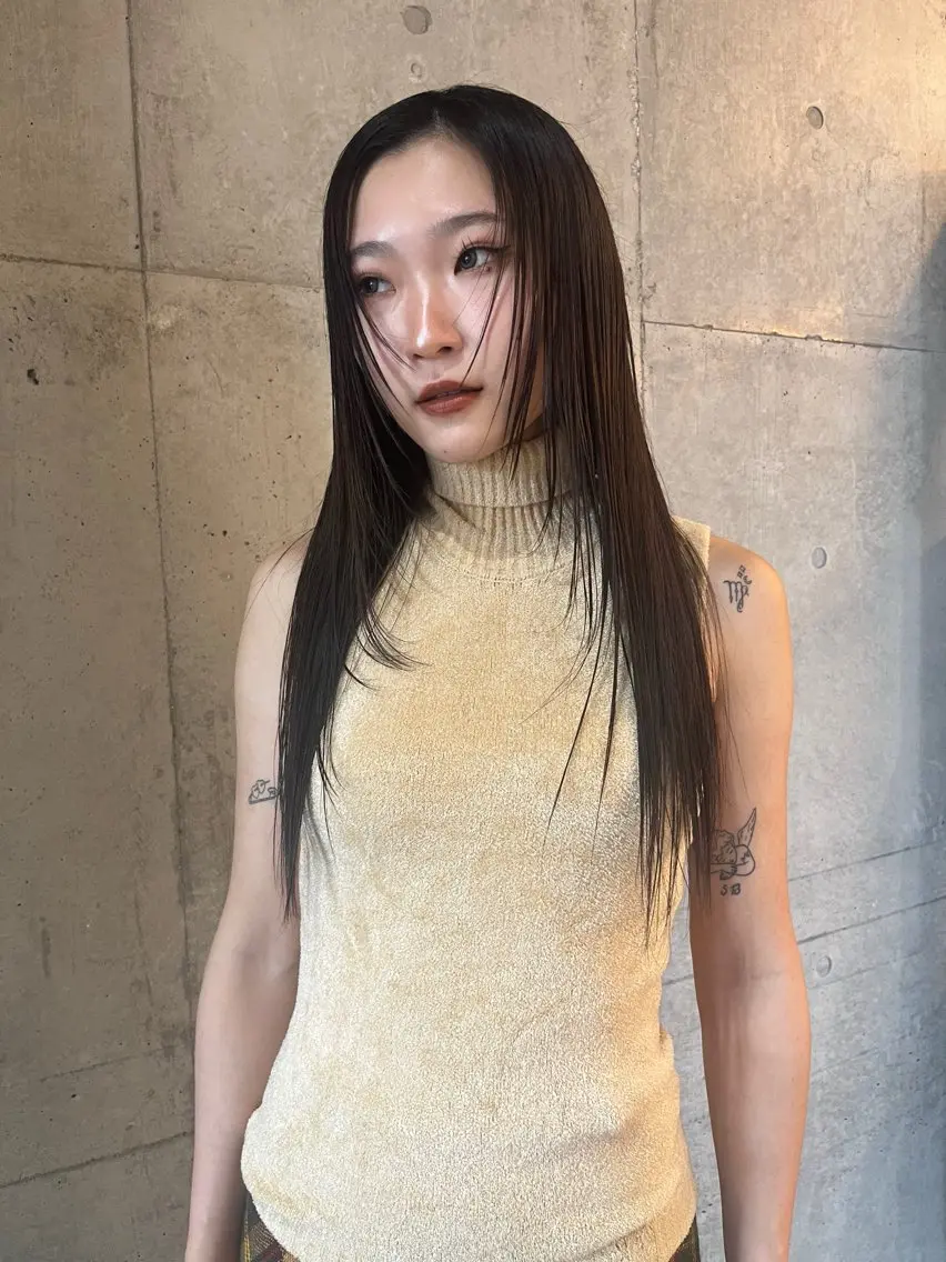 セミロング ボブ 顔まわりレイヤー ハイレイヤー 韓国風ヘア レイヤーカット レイヤーカット\ウル フ chinatsuのヘアスタイル