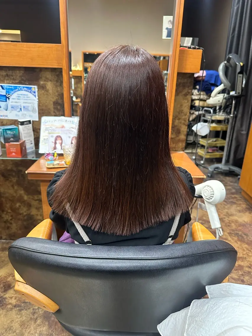 セミロング カラー 🎀きつない みゆ🎀のヘアスタイル