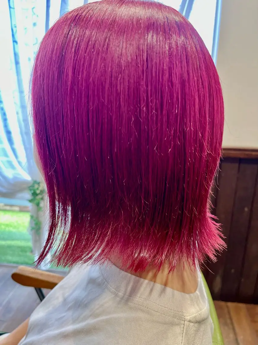 ミディアム カラー 切りっぱなしボブ ダブルカラー ピンクカラー ボブ カット ヘアカラー 遠山 祐樹のヘアスタイル