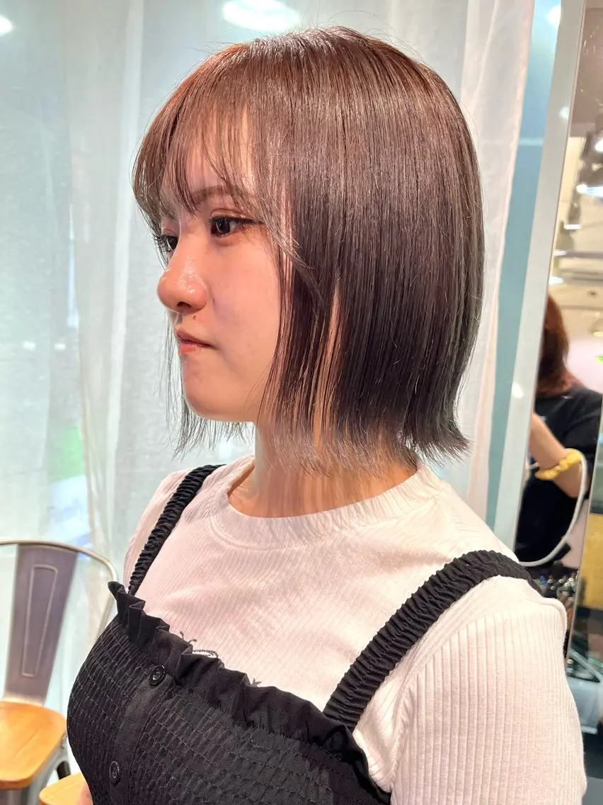 カラー アッシュ アッシュグレー アッシュグレージュ ブリーチ ケアブリーチ カットパーマ 🌀あさみのヘアスタイル