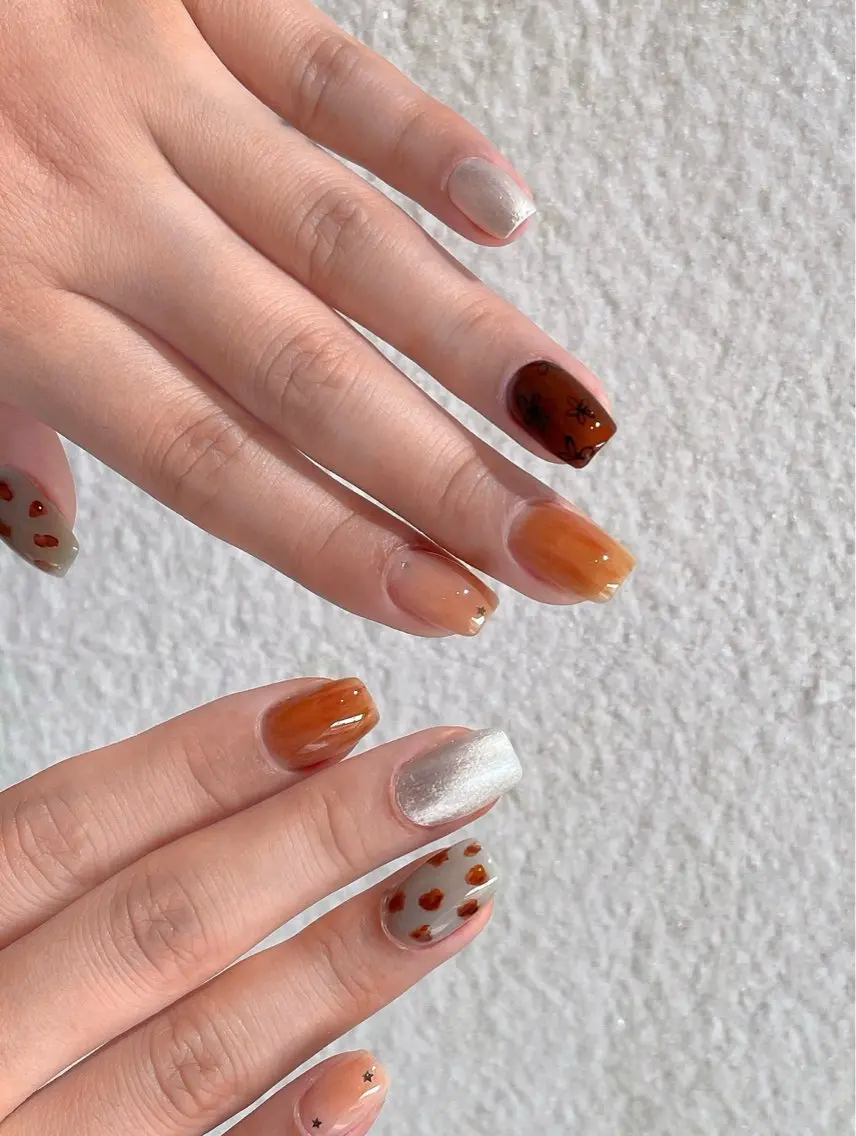 ネイル フレンチネイル ラメ(グリッター) ラメグラデーション マグネットネイル 持ち込み Unicorn Nail原宿表参道のネイルデザイン