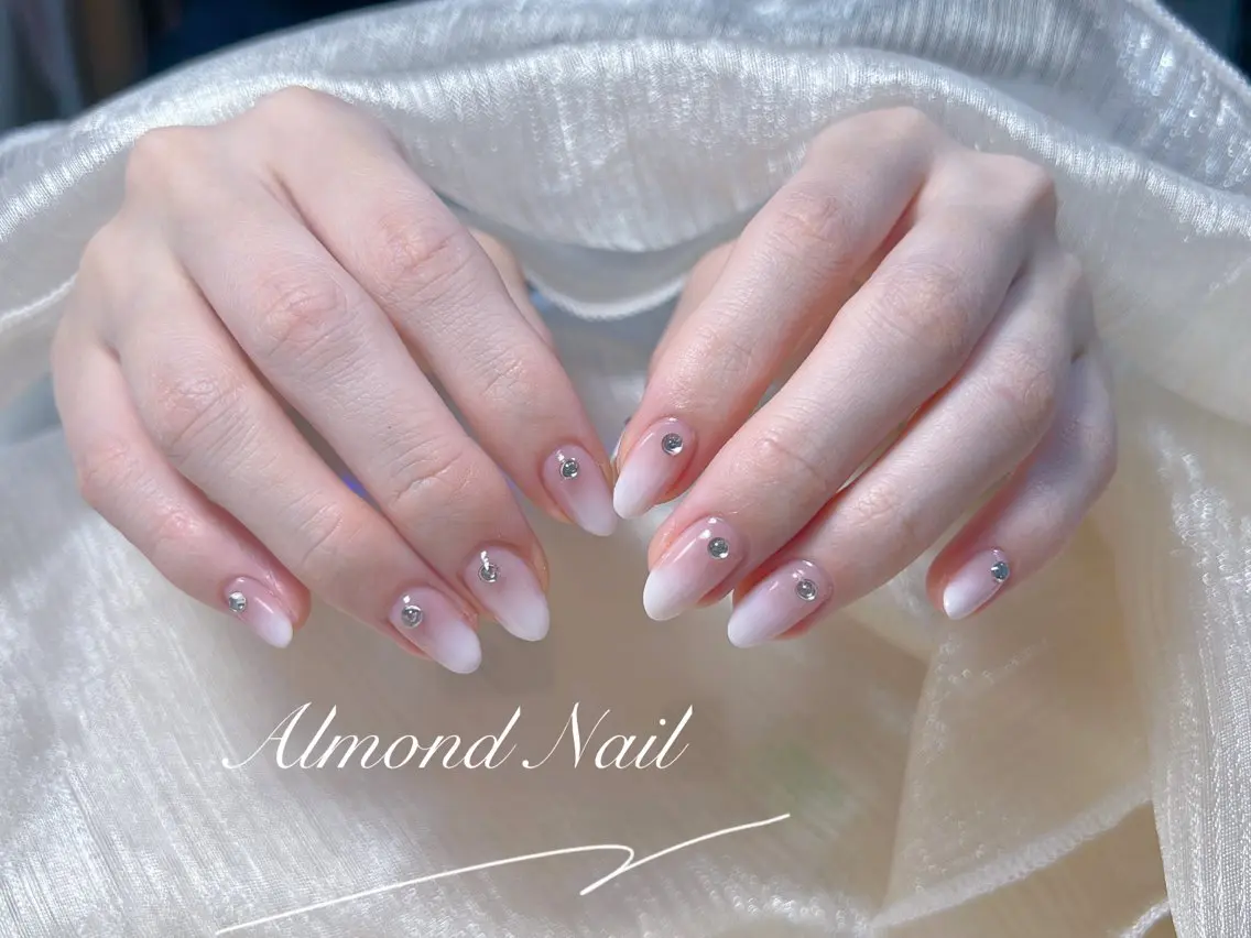 ネイル 長さ出し フラッシュネイル フットネイル フレンチネイル ジェルネイル Almond Nail 亀戸のネイルデザイン