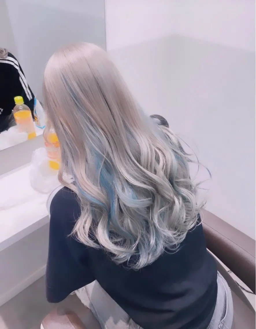 ロング カラー ヘアアレンジ メンズ ヘアカラー トリートメント ブリーチ博士 MASATOのヘアスタイル