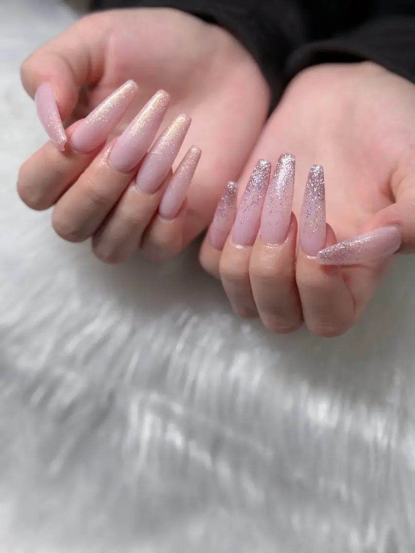 ネイル オーロラネイル フレンチネイル ジェルネイル ハロウィン キラキラネイル ハンドネイル H.baby Nail Salonのネイルデザイン