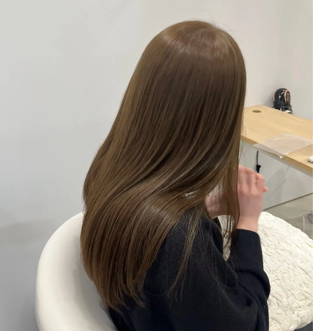 ロング カラー ベージュカラー ブリーチ ダブルカラー ブリーチなしカラー カット ヘアカラー 透明感カラー✴︎ SAYAKAのヘアスタイル