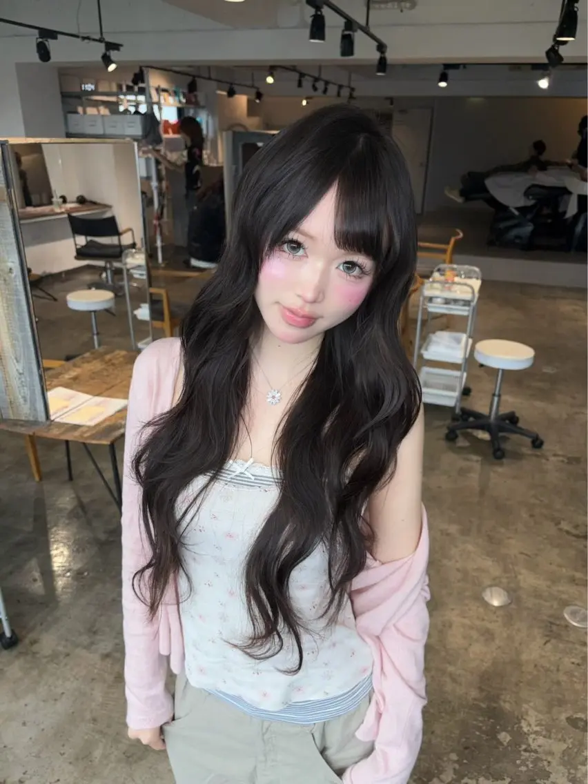 ロング ヘアアレンジ トリートメント カラーモデル/透明感 カラー/coco🎀のヘアスタイル