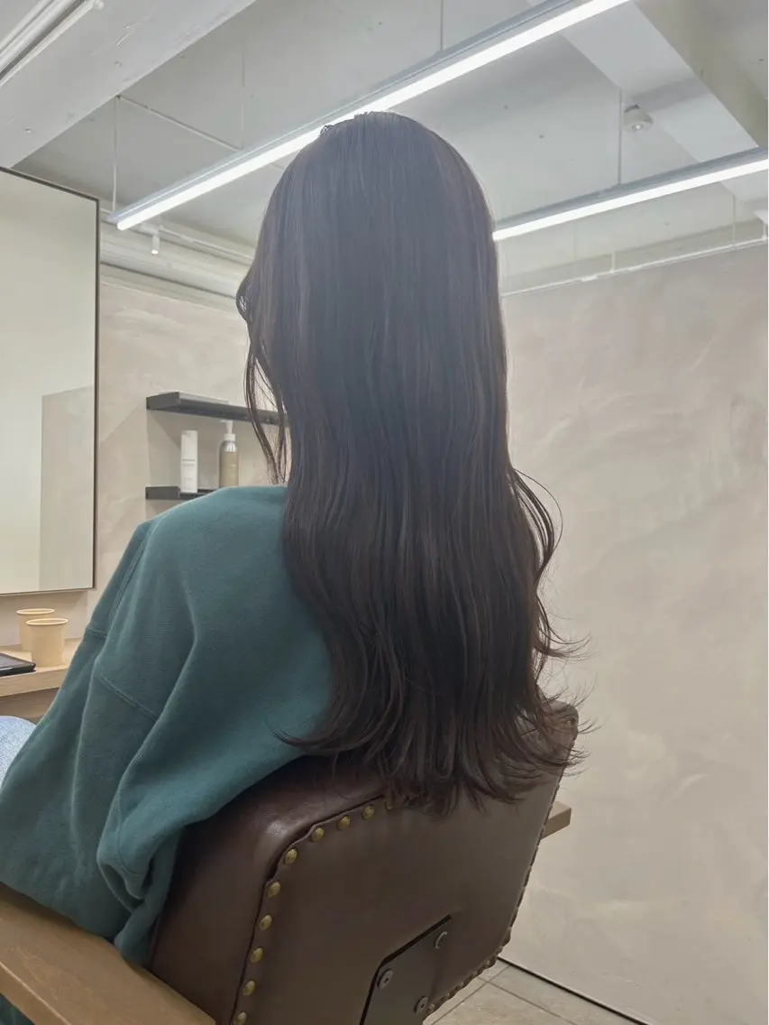 ロング 上野 めぐのヘアスタイル