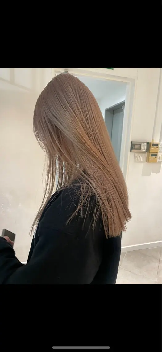 ロング カラー ベージュカラー ブリーチ ダブルカラー ミルクティーベージュ HIBIKI/原宿 ハッシュカット🪄のヘアスタイル