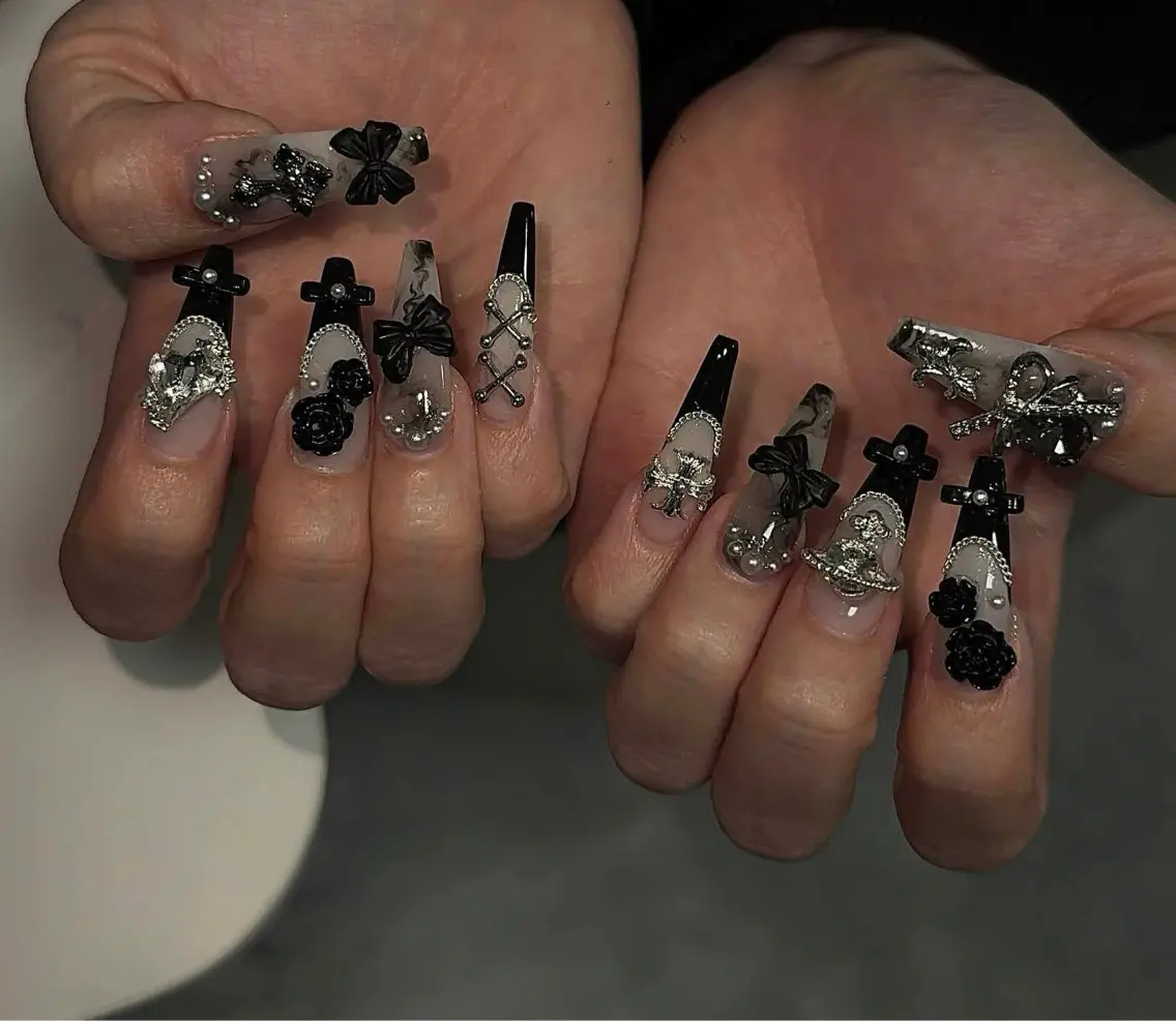 ネイル オーロラネイル クリアネイル 成人式 フラッシュネイル ジェルネイル ハンドネイル Amee Nail Salonのネイルデザイン