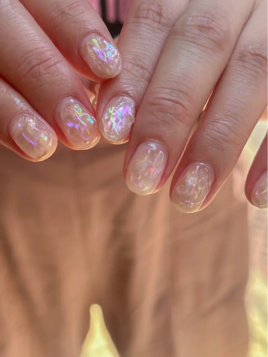 ネイル オーロラネイル クリアネイル 氷ネイル・うるうるネイル ぷっくりネイル Lira nailのネイルデザイン