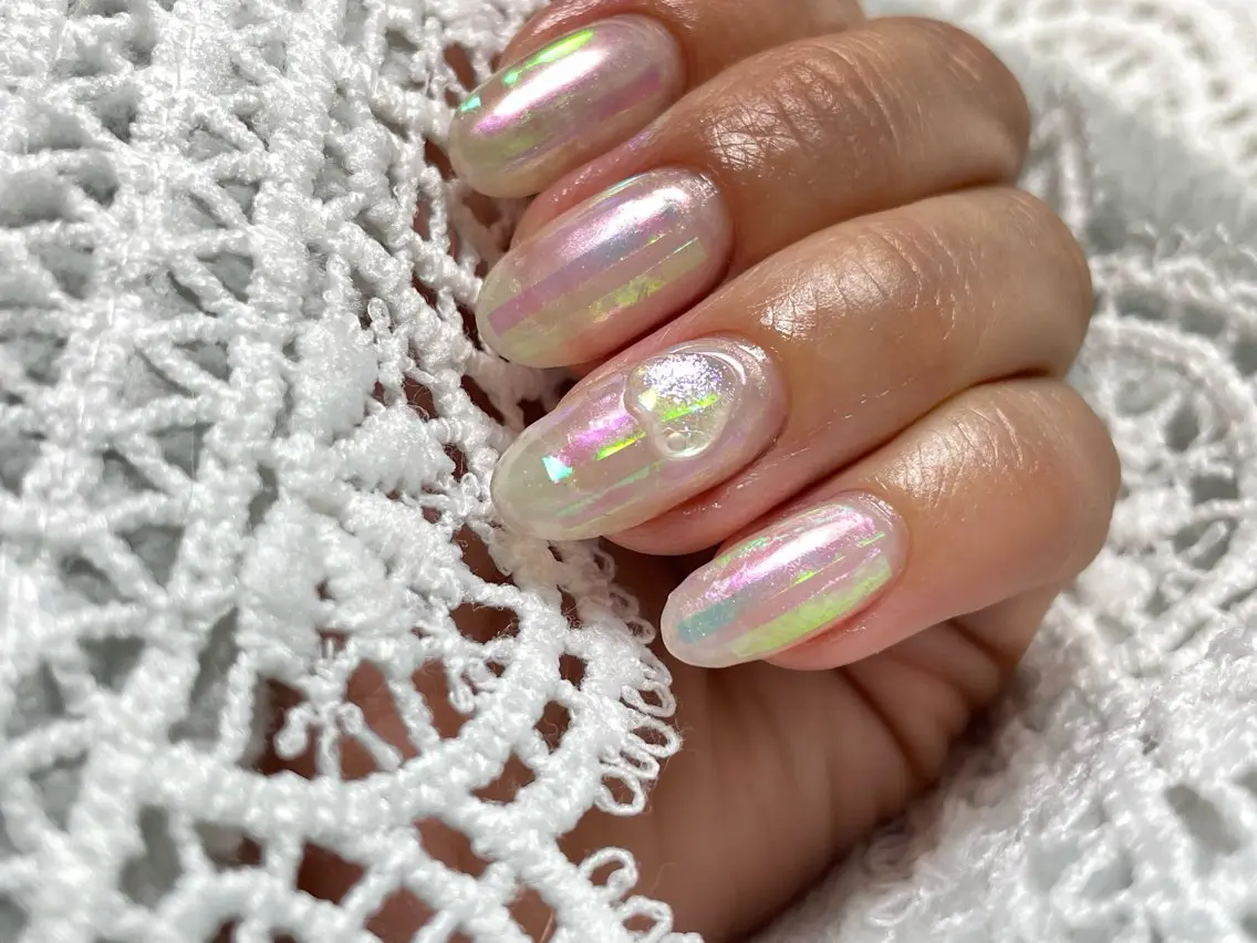 ネイル オーロラネイル 氷ネイル・うるうるネイル nail salon parfaitのネイルデザイン