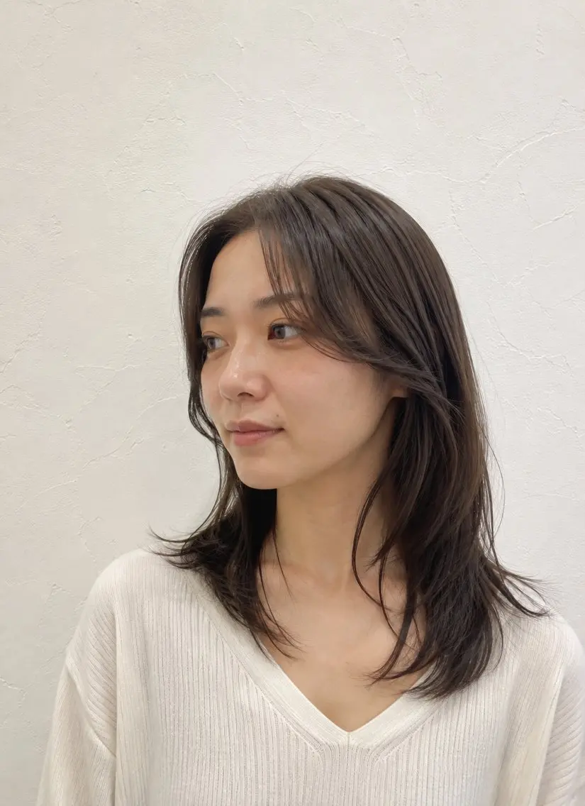 セミロング レイヤーカット 蓮沼 今日子 髪質改善🌿‬のヘアスタイル