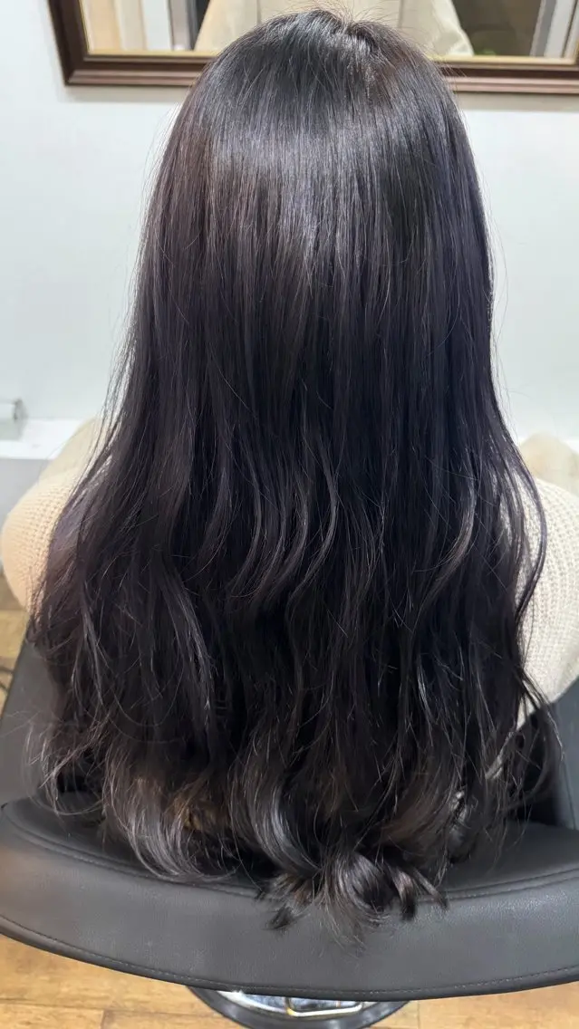 ロング カラー アッシュ アッシュグレー ヘアカラー 椎葉 祐也のヘアスタイル