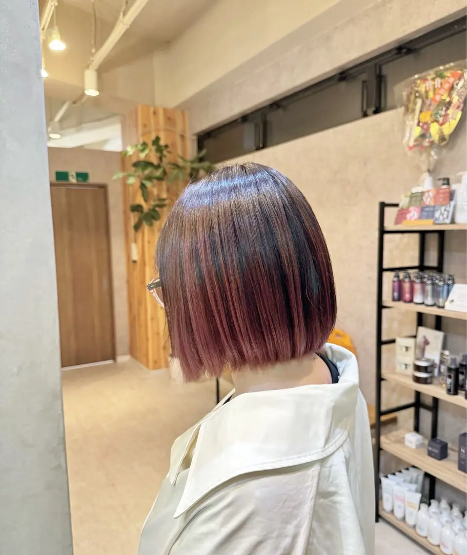 ショート カラー ヘアアレンジ 佐々木 まゆかのヘアスタイル