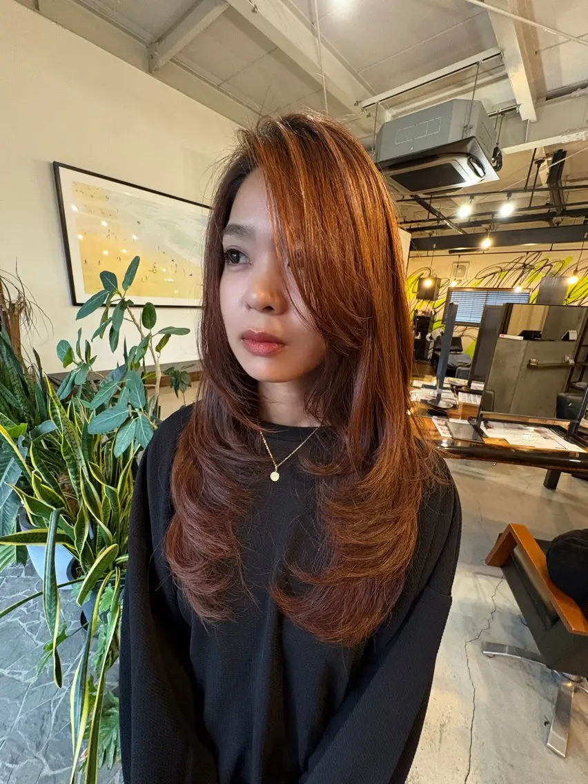 ロング 石崎 美帆のヘアスタイル