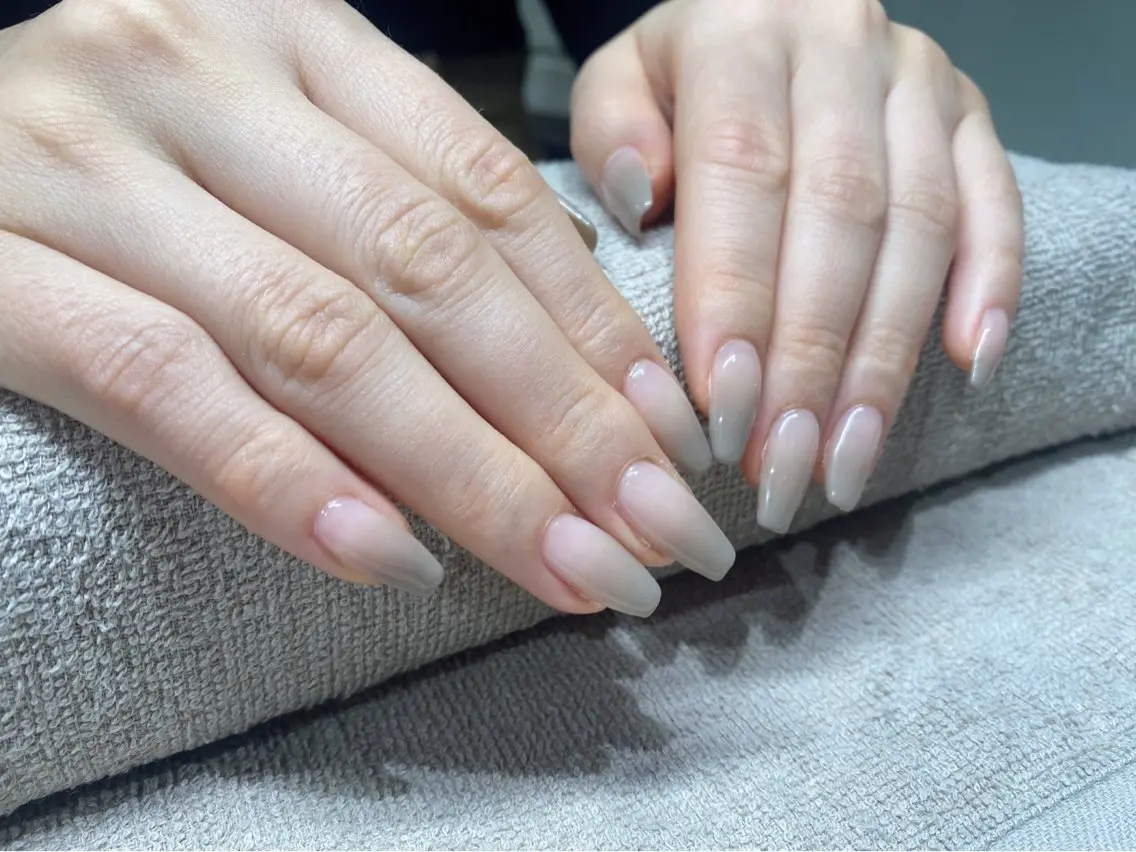 ネイル フットネイル グラデーション ラメ(グリッター) ラメグラデーション ワンカラーネイル nail今村 澪奈のネイルデザイン