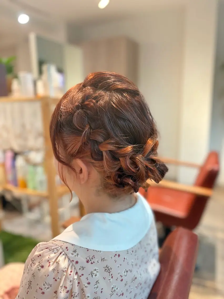 セミロング ヘアアレンジ 檜山 知可子のヘアスタイル
