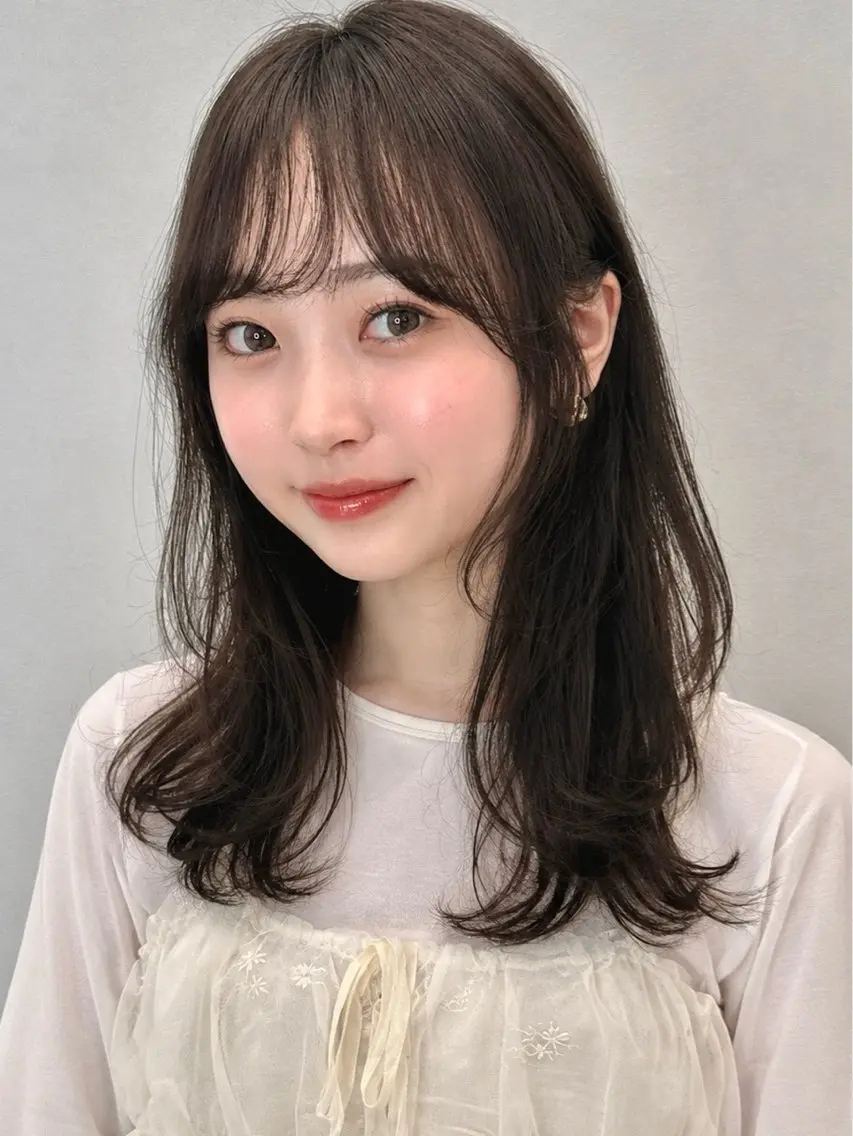 セミロング カラー パーマ kazuki【顔周り ×レイヤーカット】のヘアスタイル