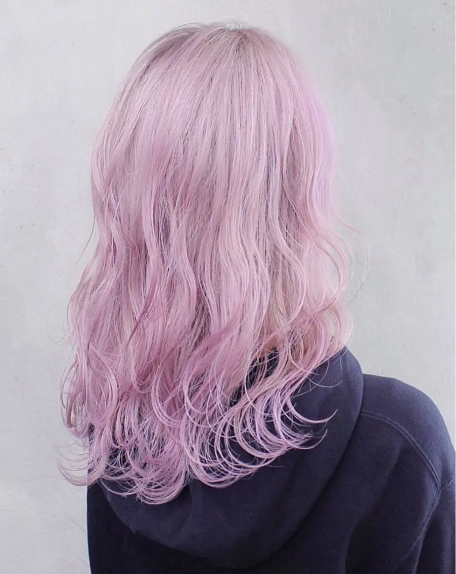 セミロング カラー ブリーチ ピンクカラー ホワイトピンク 似合わせカット Muミュー/ブリーチ ハイトーン Wカラーのヘアスタイル