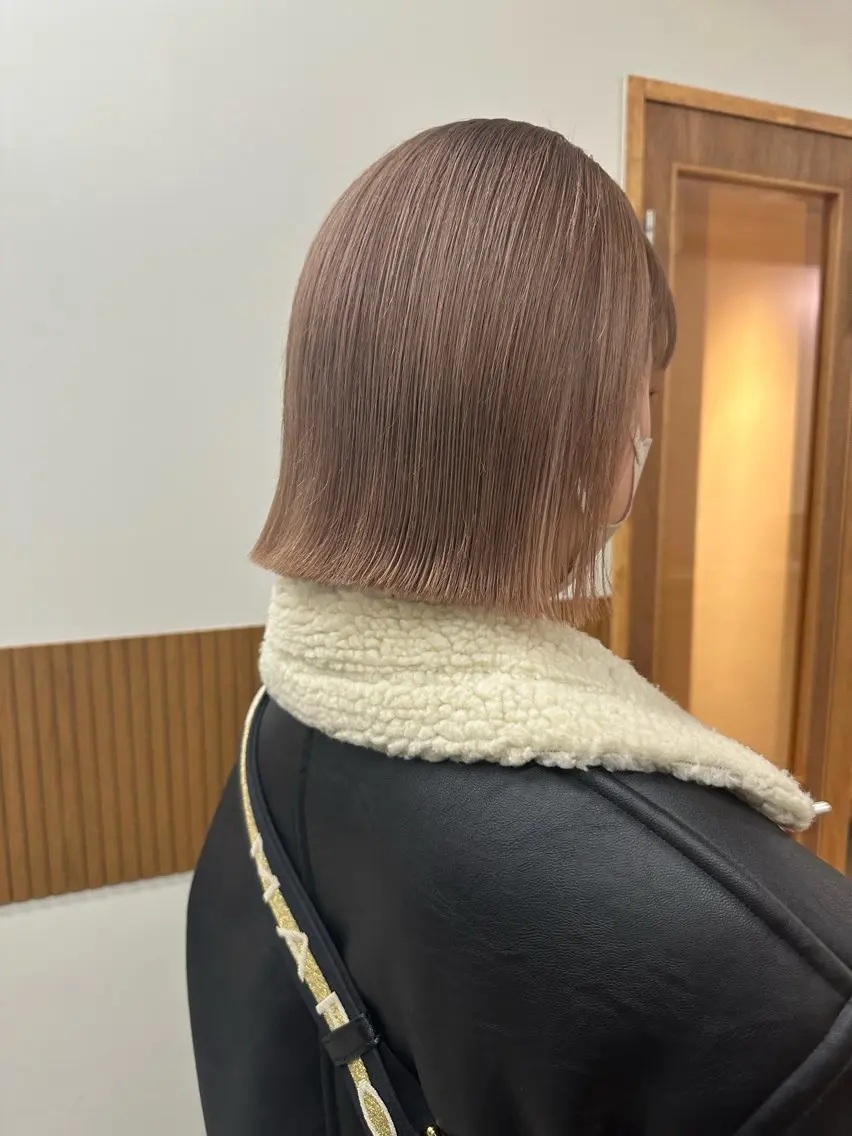 ミディアム ヘアカラー 安藤 琢真のヘアスタイル