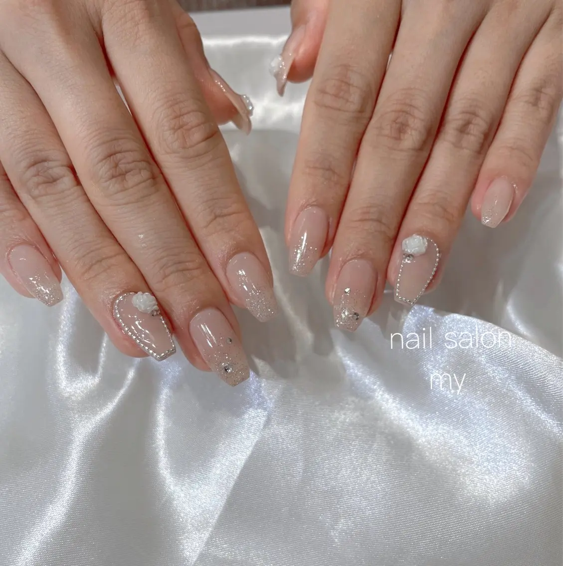 ネイル ジェルネイル 韓国ネイル マグネットネイル ニュアンスネイル パラジェル NailSalon MYのネイルデザイン