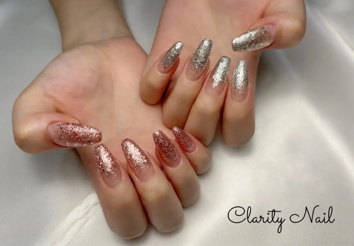 ネイル グラデーション ラメ(グリッター) ラメグラデーション ハンドネイル Clarity Nailのネイルデザイン