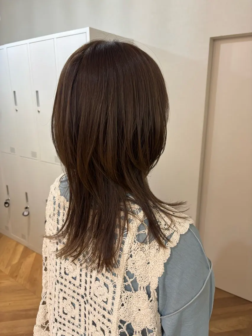 セミロング フローレン KANAKOのヘアスタイル