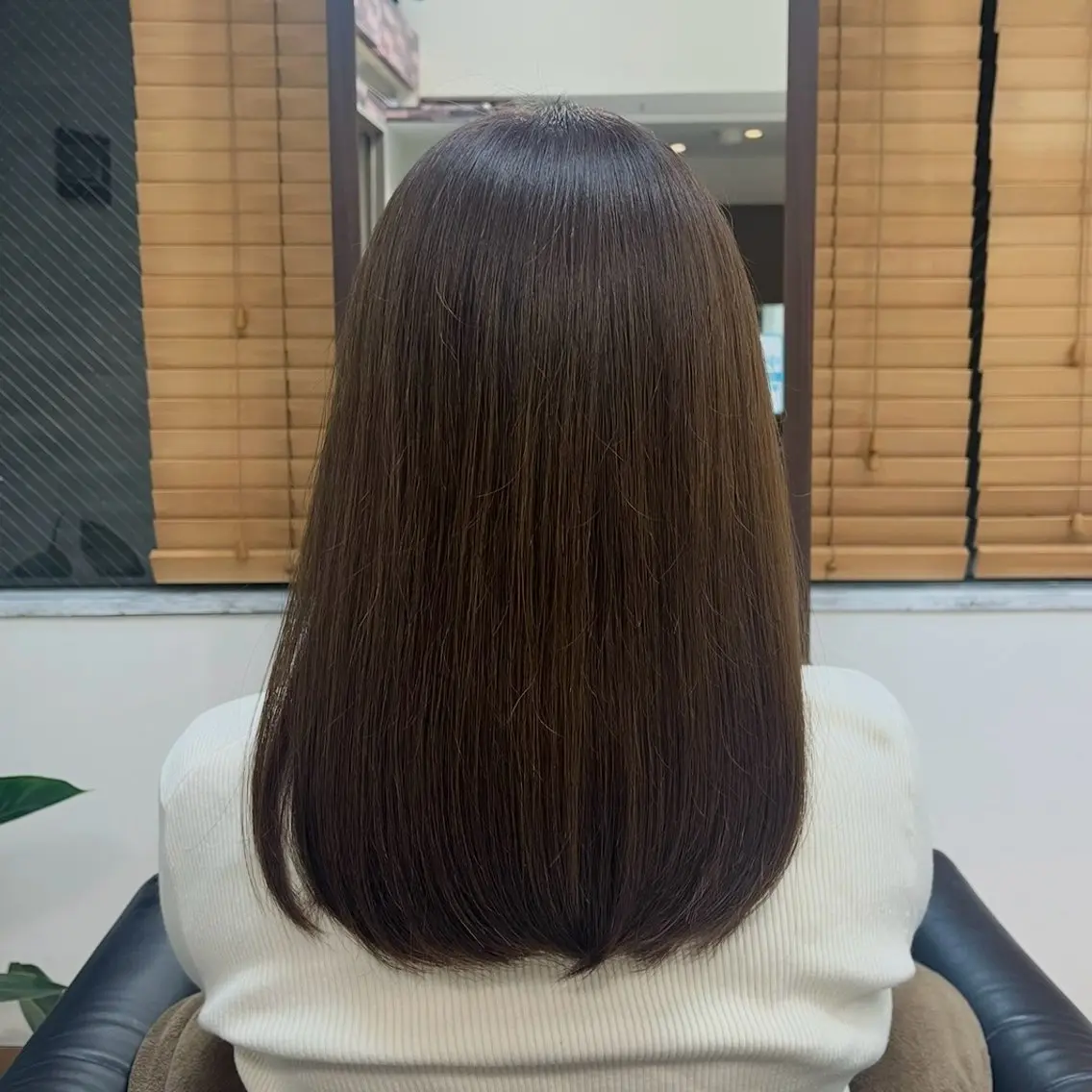 ロング カラー mi kaのヘアスタイル