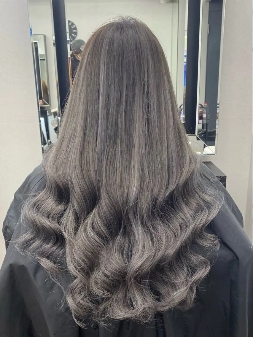 ロング エクステ ハイライト カット ヘアカラー トリートメント エクステ 🧸美髪×エクステ Taiga🍭のヘアスタイル