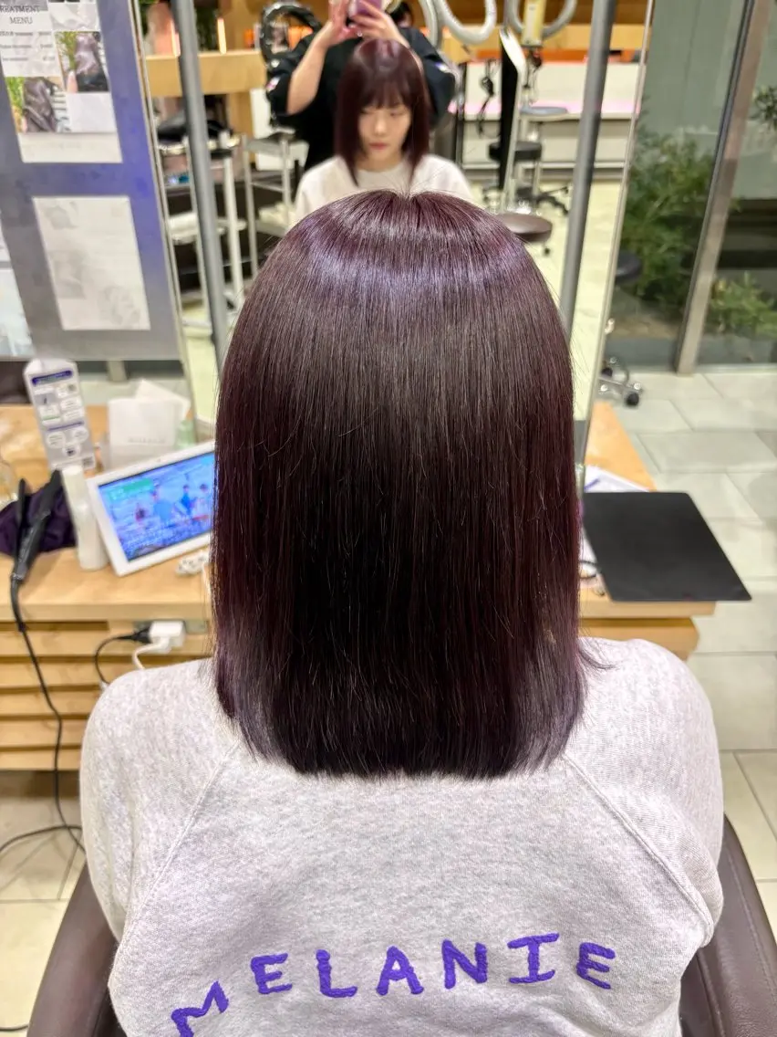 ミディアム カラー ヘアカラー airi🌺カラー /特殊ヘア⛓️🖤のヘアスタイル