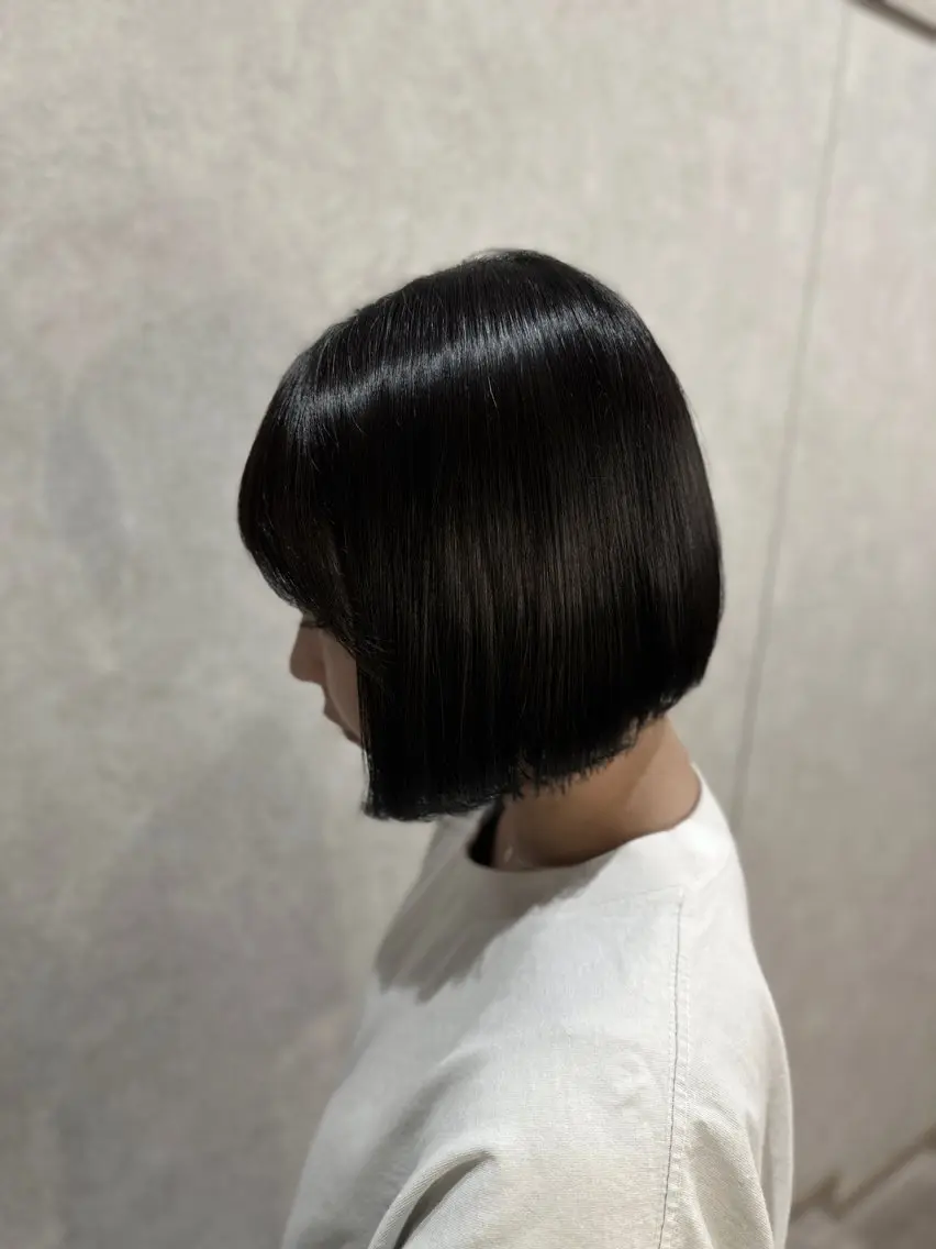 カラー R ／うる艶カラーのヘアスタイル