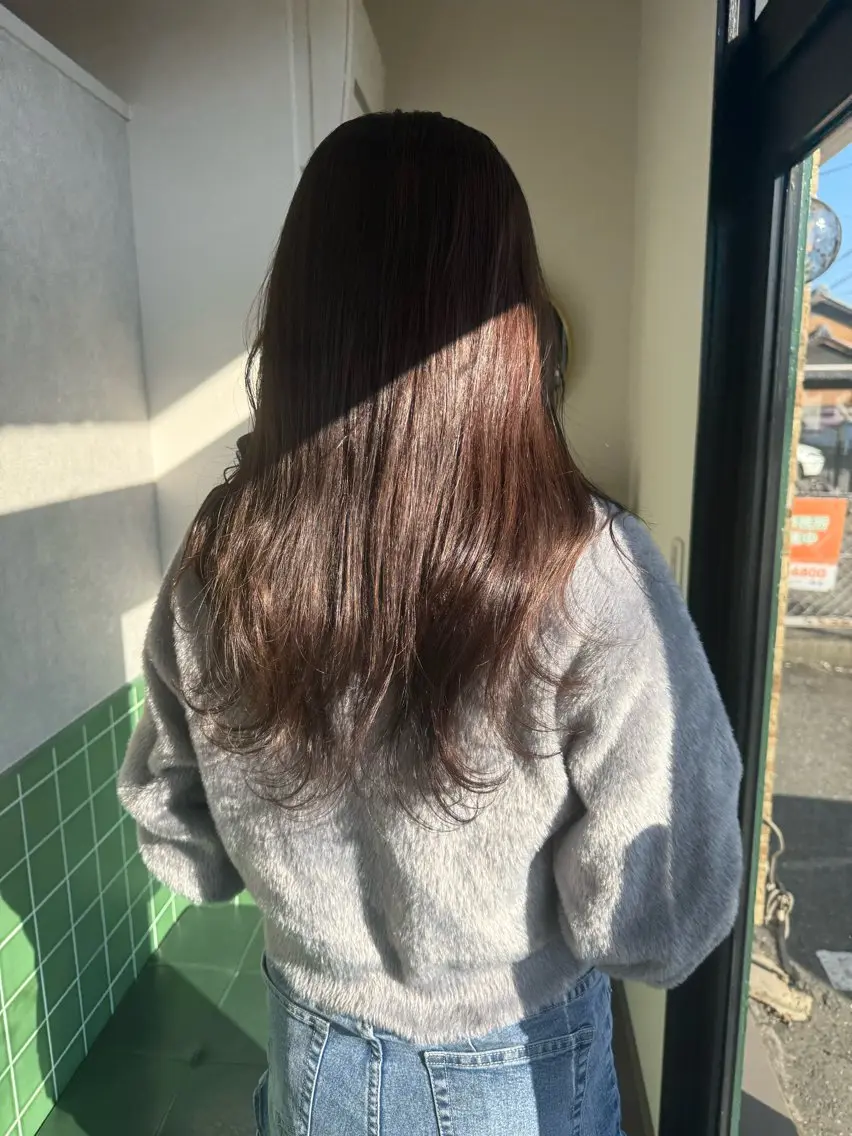 セミロング チョコレートブラウン ヘアカラー 6月期間限定 今だけクーポンありのヘアスタイル