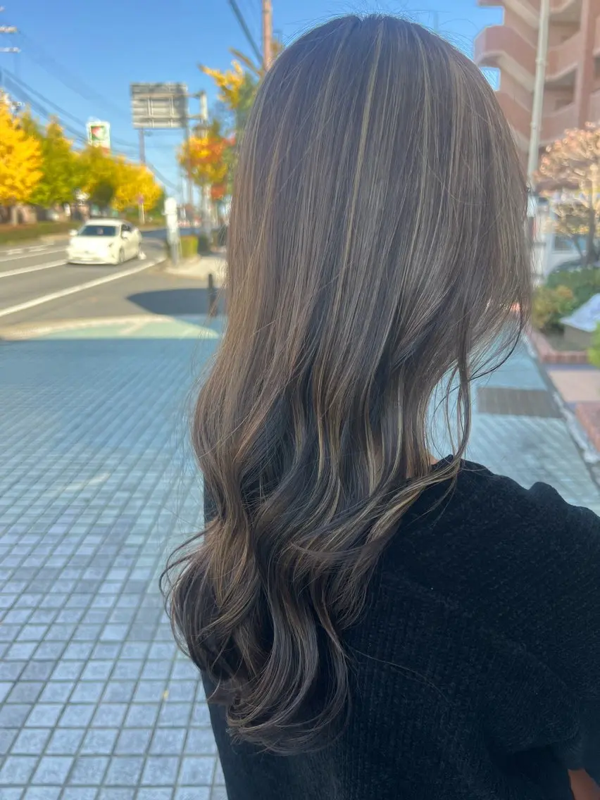 カラー だいこく ななかのヘアスタイル
