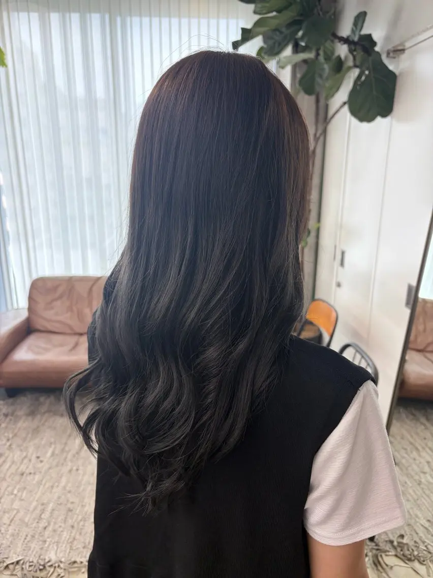 ロング ヘアカラー しの/酸性ストレート /カラーのヘアスタイル