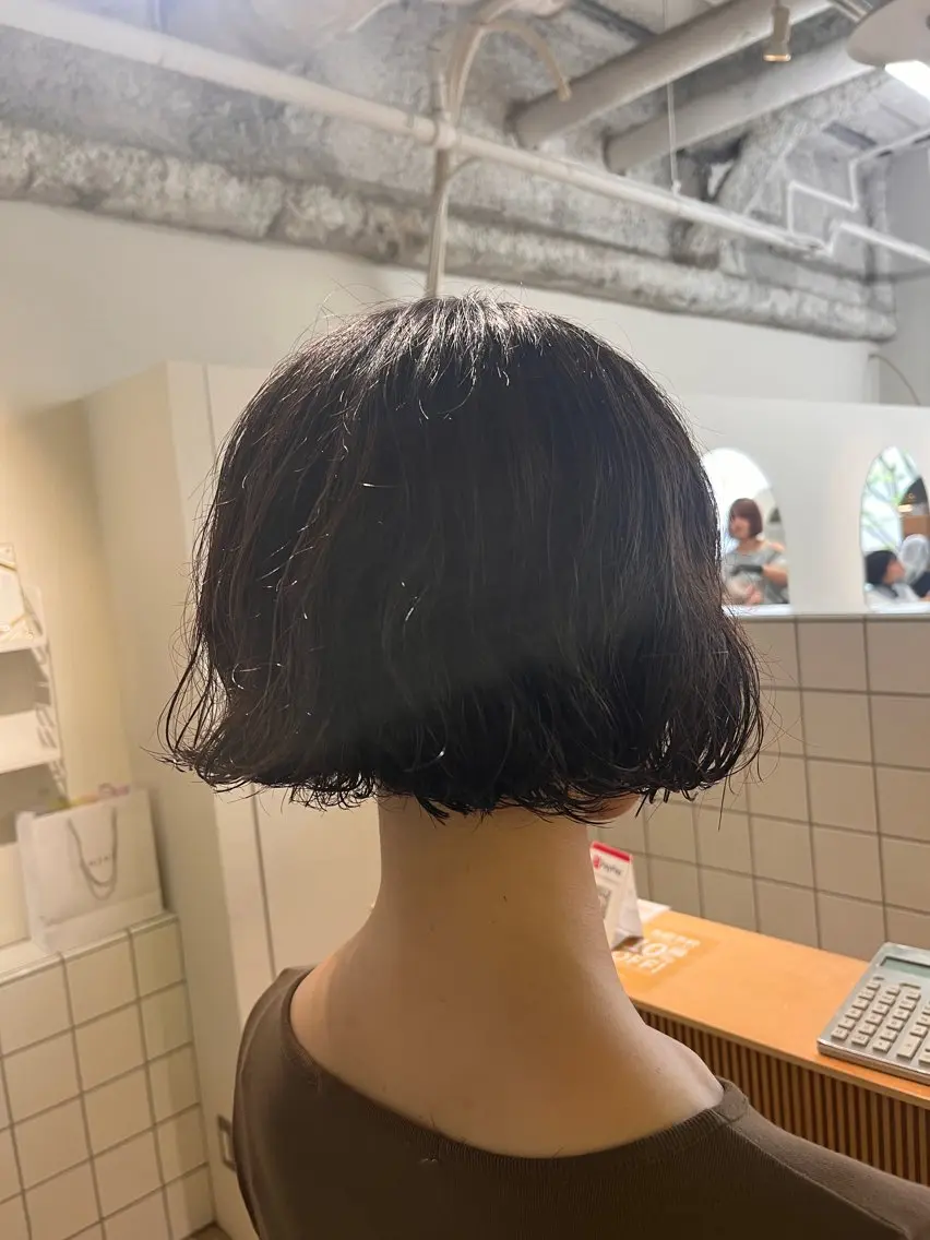 ショート パーマ ボブ カット パーマ 縮毛/パーマ/カラー LUVISM佐藤里咲のヘアスタイル