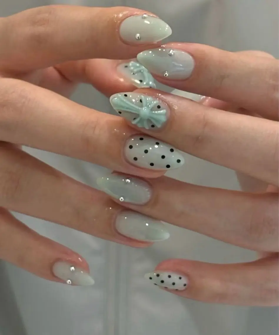 ネイル 韓国ネイル マグネットネイル 持ち込み Mimi Nail_Royalのネイルデザイン