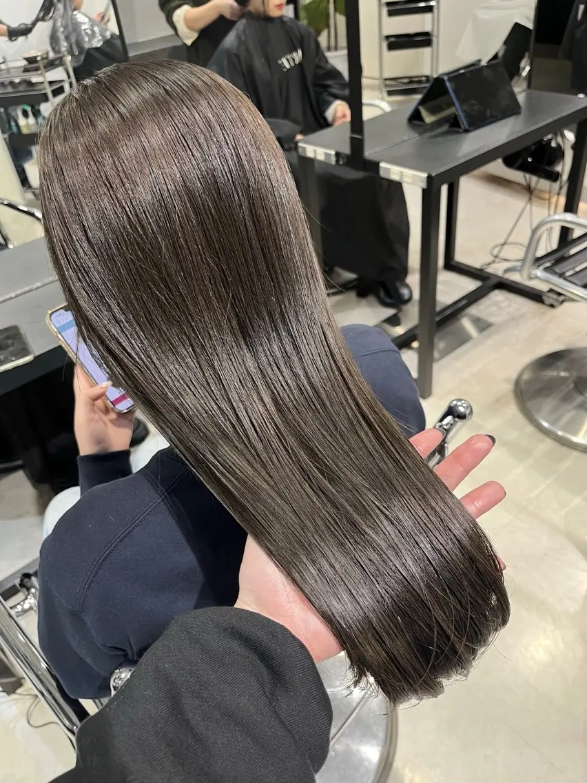 セミロング カラー パーマ ヘアアレンジ 透明感/オリーブ/ グレージュ/YUKAのヘアスタイル