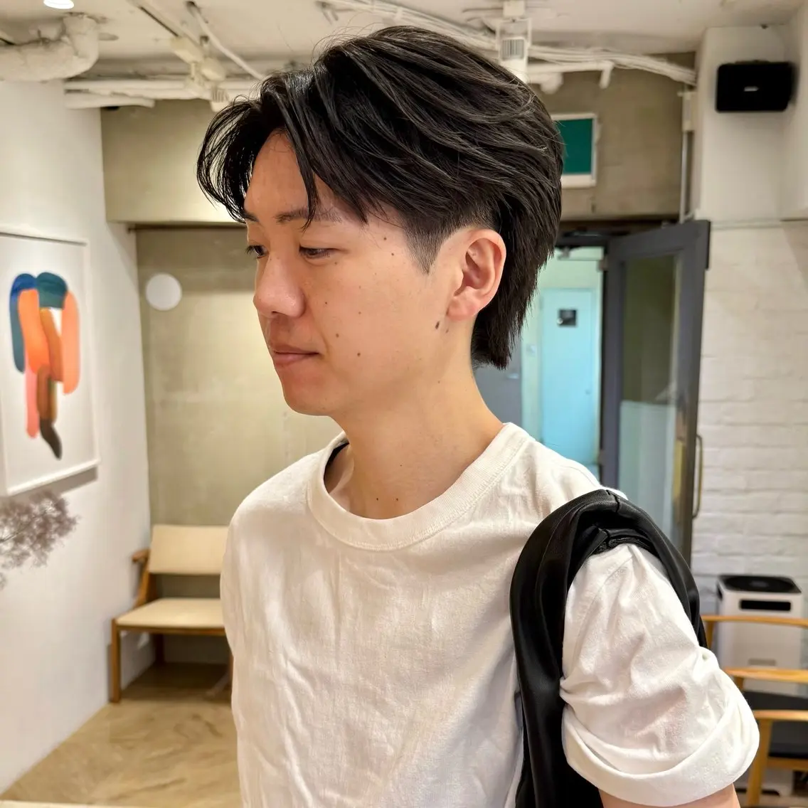 ミディアム メンズ ミディアムパーマ センターパート ダウンパーマ フェザーパーマ メンズパーマ カット シャドウパーマ 田形清流のヘアスタイル