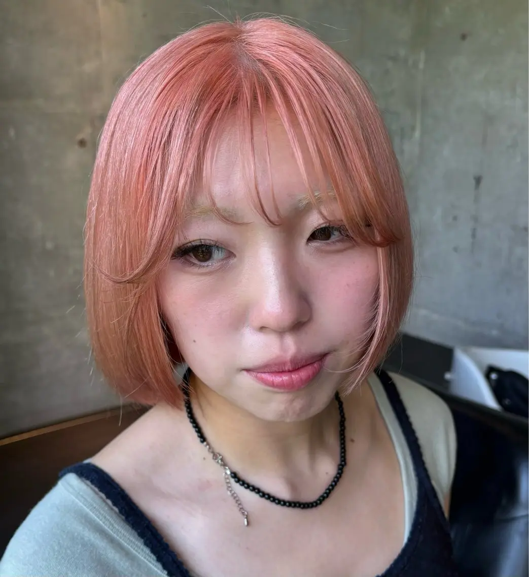 カラー ヘアカラー トリートメント Cocona 🦤 /ブリーチ/ショートのヘアスタイル